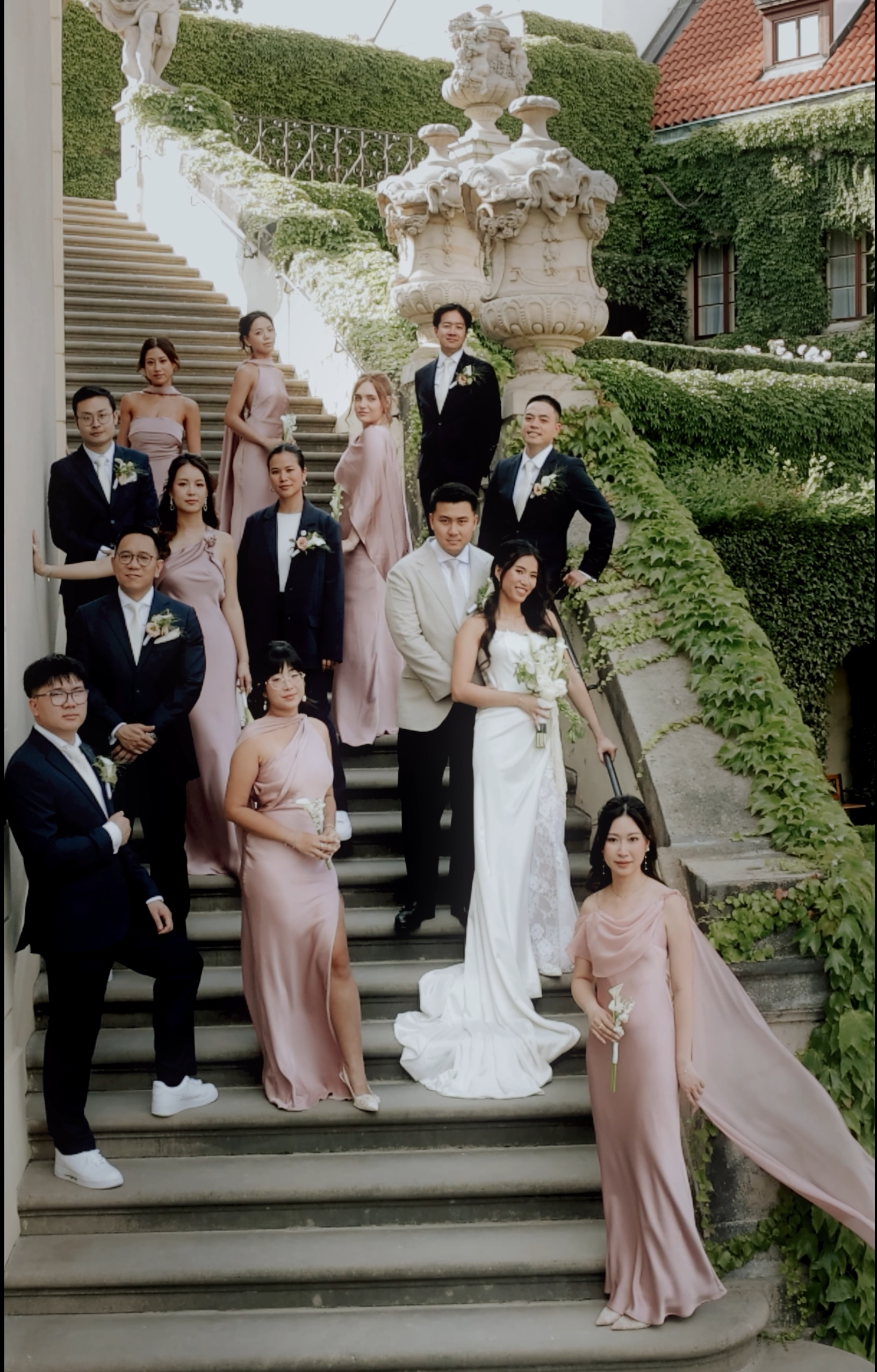WEDDING DAY MOMENTS